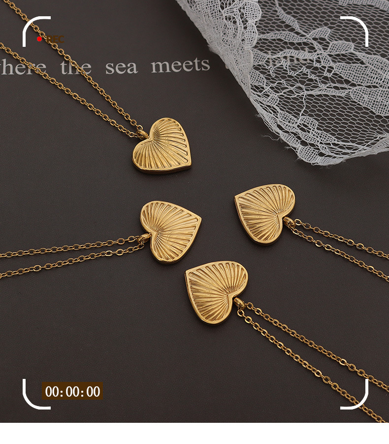 Fashion Heart Shape Titanium Steel Necklace Plating Stainless Steel Necklaces