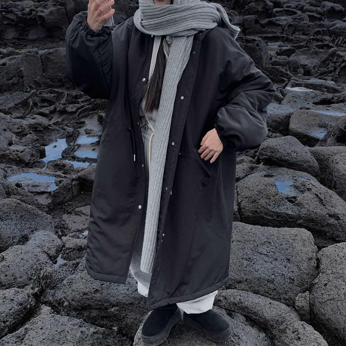 韓国のchic冬の怠惰な風の工装パーカーのゆったりした大きいものは縄の立襟の綿入れの保温の綿入れの長いコートを引き出します。