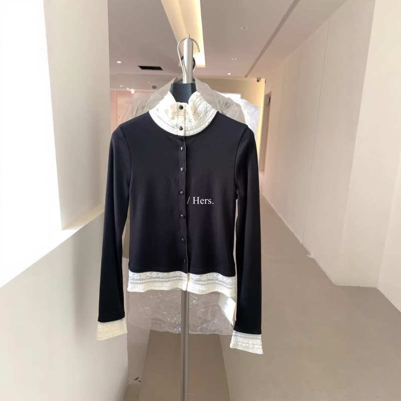 Hers One Spoon of Sweetness Early Spring New Korean Style Simple Retro Lace Patchwork Slim Fit T-Shirt Women's Top Hers One Spoon of Sweetness Early Spring New Korean Style Simple Retro Lace Patchwork Slim Fit T-Shirt Women's Top