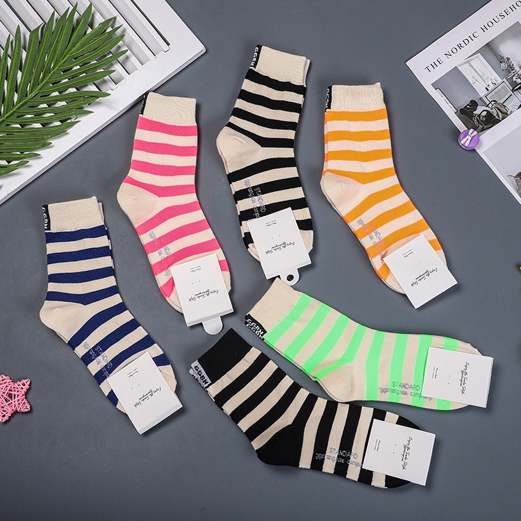 WL211 South Korea Spring New Women's Socks Striped Trendy Women's Outdoor Sports Mid-tube Socks