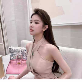 TZ3771夜月粉玫瑰交叉露肩无袖挂脖连衣裙女精致名媛风气质包臀裙