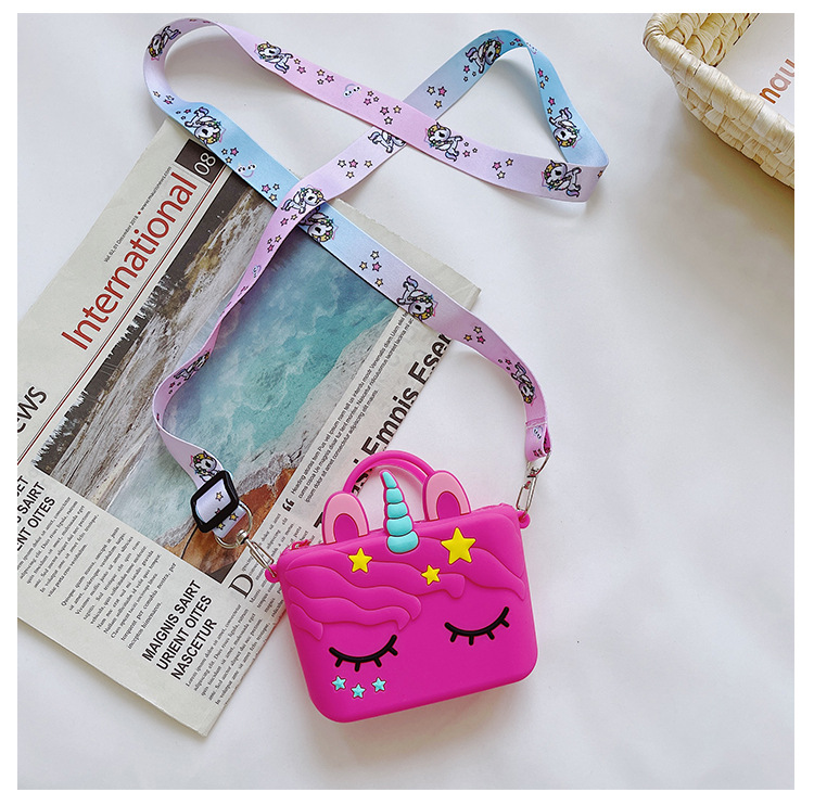 90g Weight Nylon Lining Material Zipper Closure Type Single Shoulder Strap Strap Type Animal Pattern White, Pink, Red Color Cute Cartoon  Silicone Bag 27