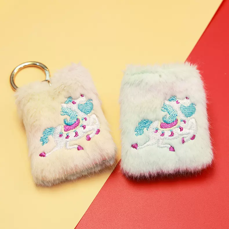 毛绒毛巾绣御守定制香包挂件福袋刺绣香挂动漫学生景区马年香囊袋