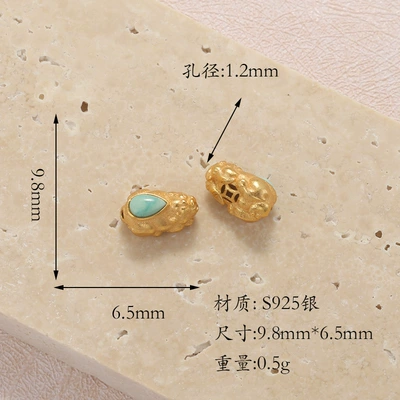 Gold-Plated Heart-Shaped Four-Leaf Clover: Zərgərlik ara hissələri - t6a3514