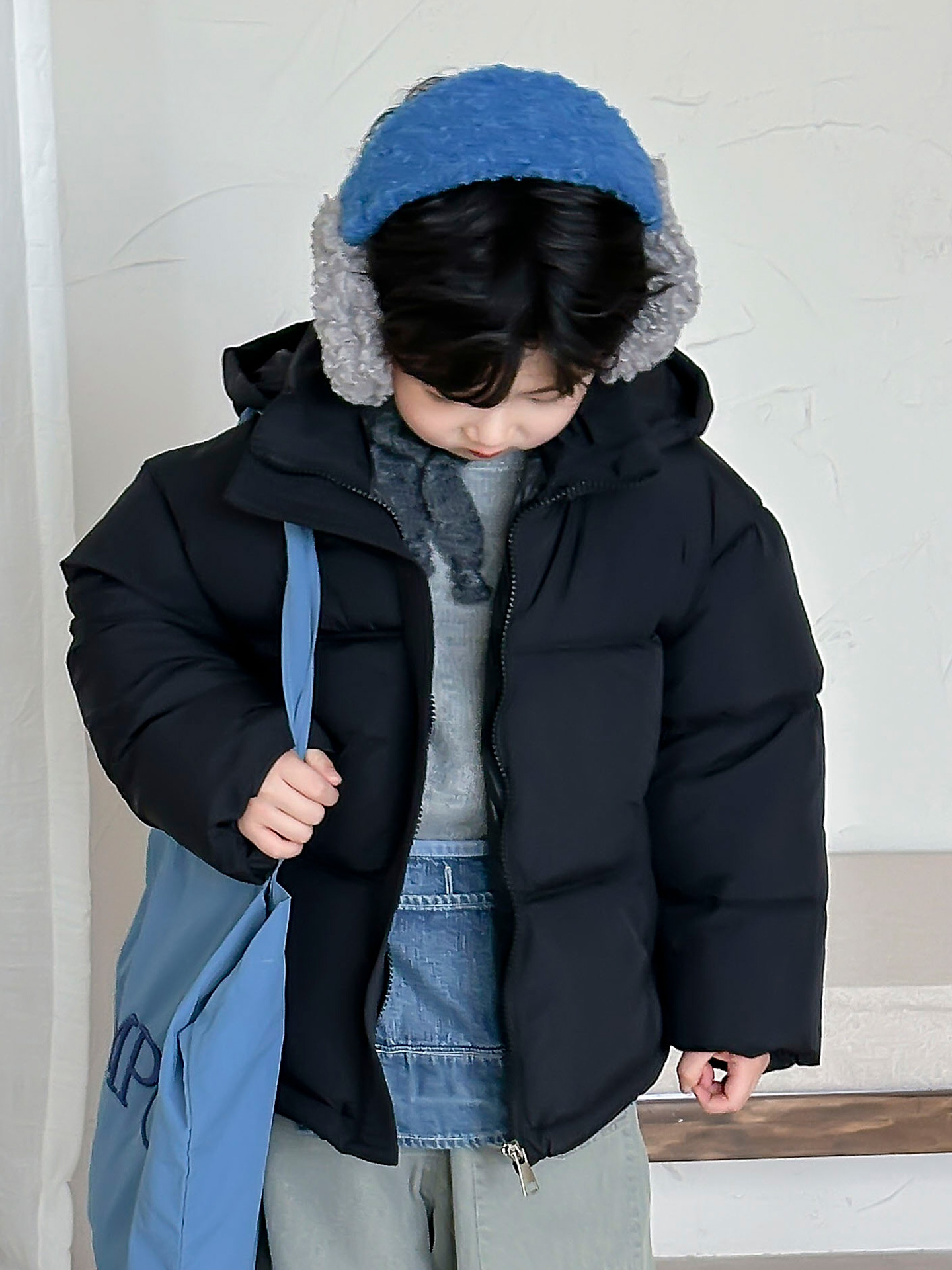 Ropa de algodón para niños ropa de invierno bebé cremallera chaqueta de pan abrigo caliente para hombres y mujeres niñas con capuzas gruesas chaqueta de algodón corta transfronteriza