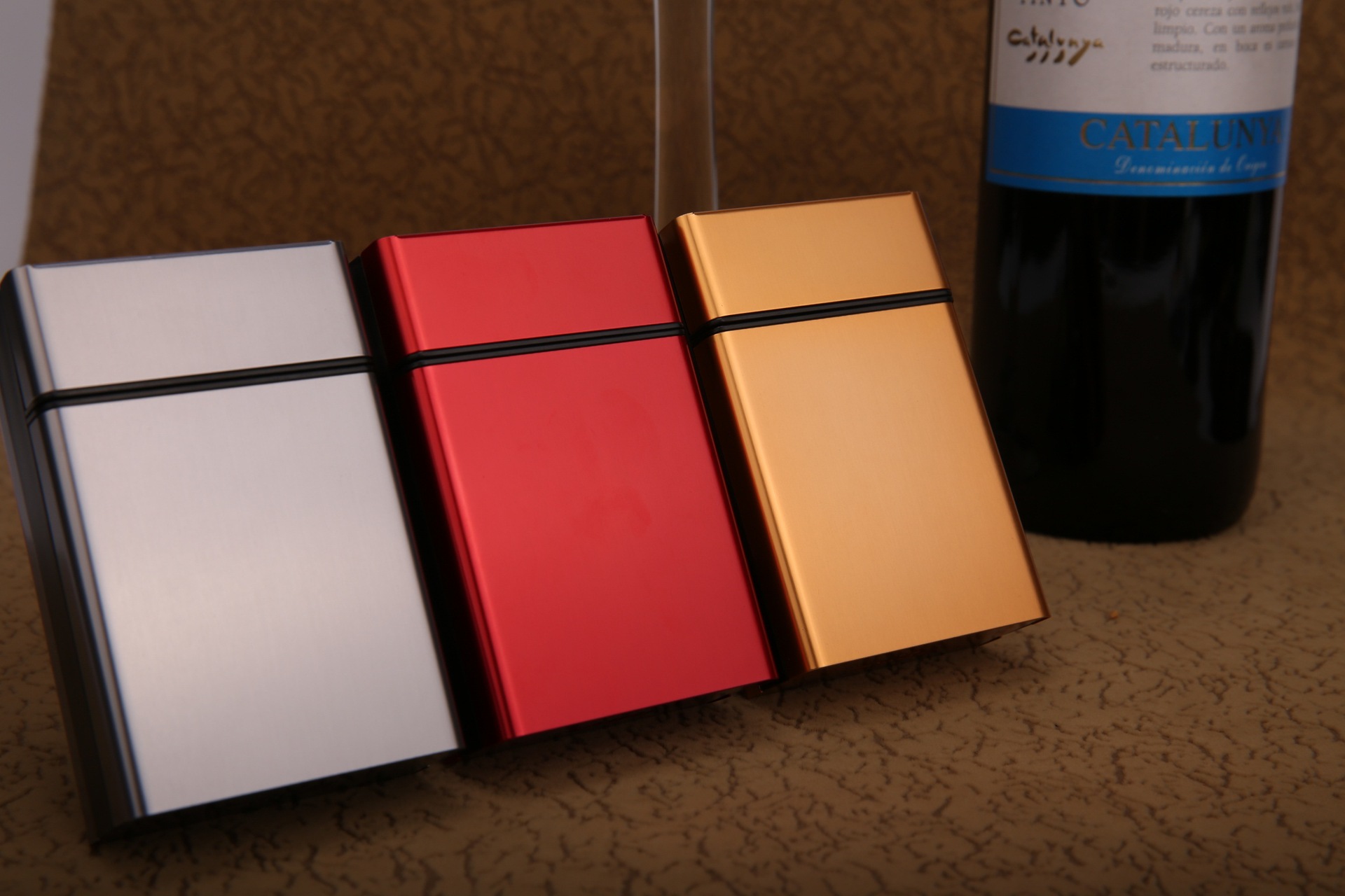 热销款香烟盒金属烟盒简约个性创意便携收纳烟盒可DIY各种款式