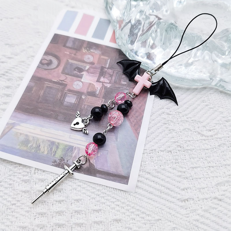 Gothic Dark Wind Devil Bat Wings Syringe Love Lock Mobile Phone Chain Tide Cool Spice Girl Personality Bag Pendant
