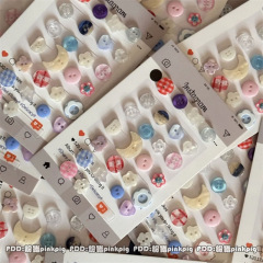 ins风纽扣奶油色新款盲盒多巴胺手账本纽扣装饰混装diy饰品配件