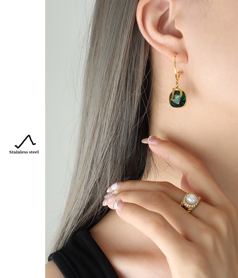 Fashion Letter Titanium Steel Drop Earrings Inlay Crystal Stainless Steel Earrings
