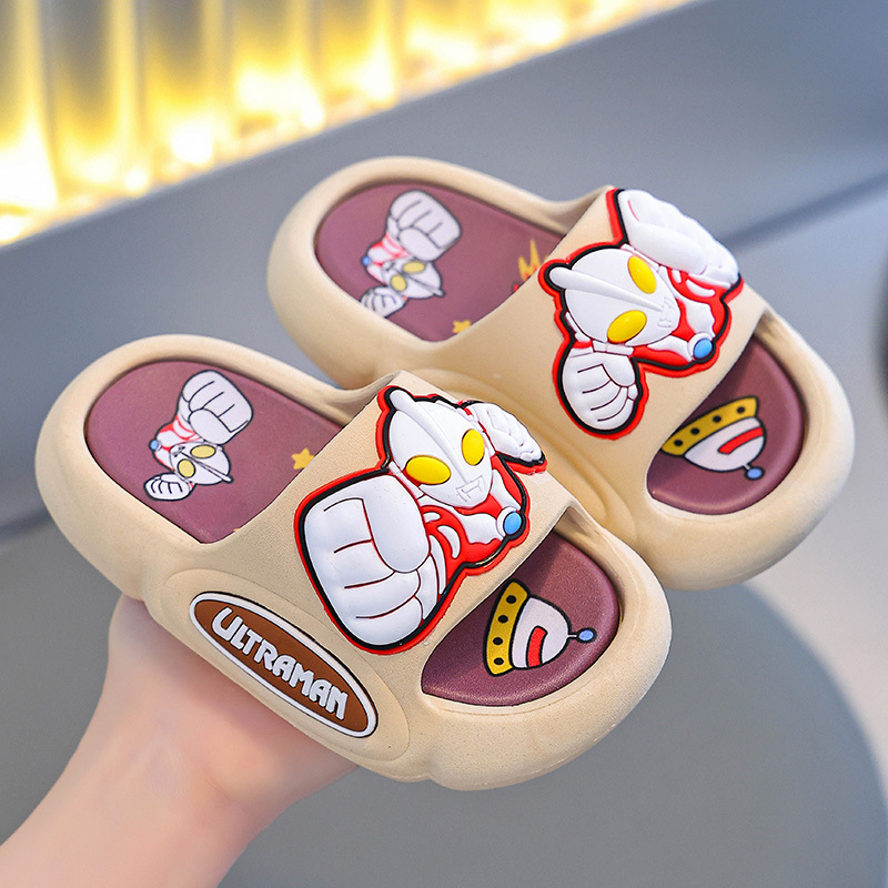 Zapatillas de verano para niños Ultraman anti-deslizante para hombres, niños y niñas, zapatillas de base suave de dibujos animados para bebés en casa