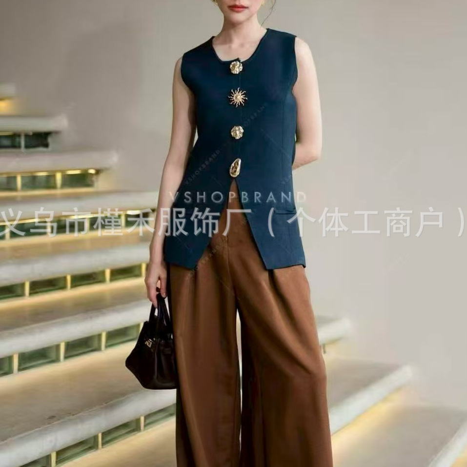 French-Style Elegant Waist-Cinching Vest for Women, New Autumn Design, Fashionable and Versatile, Niche Slim-Fit Top