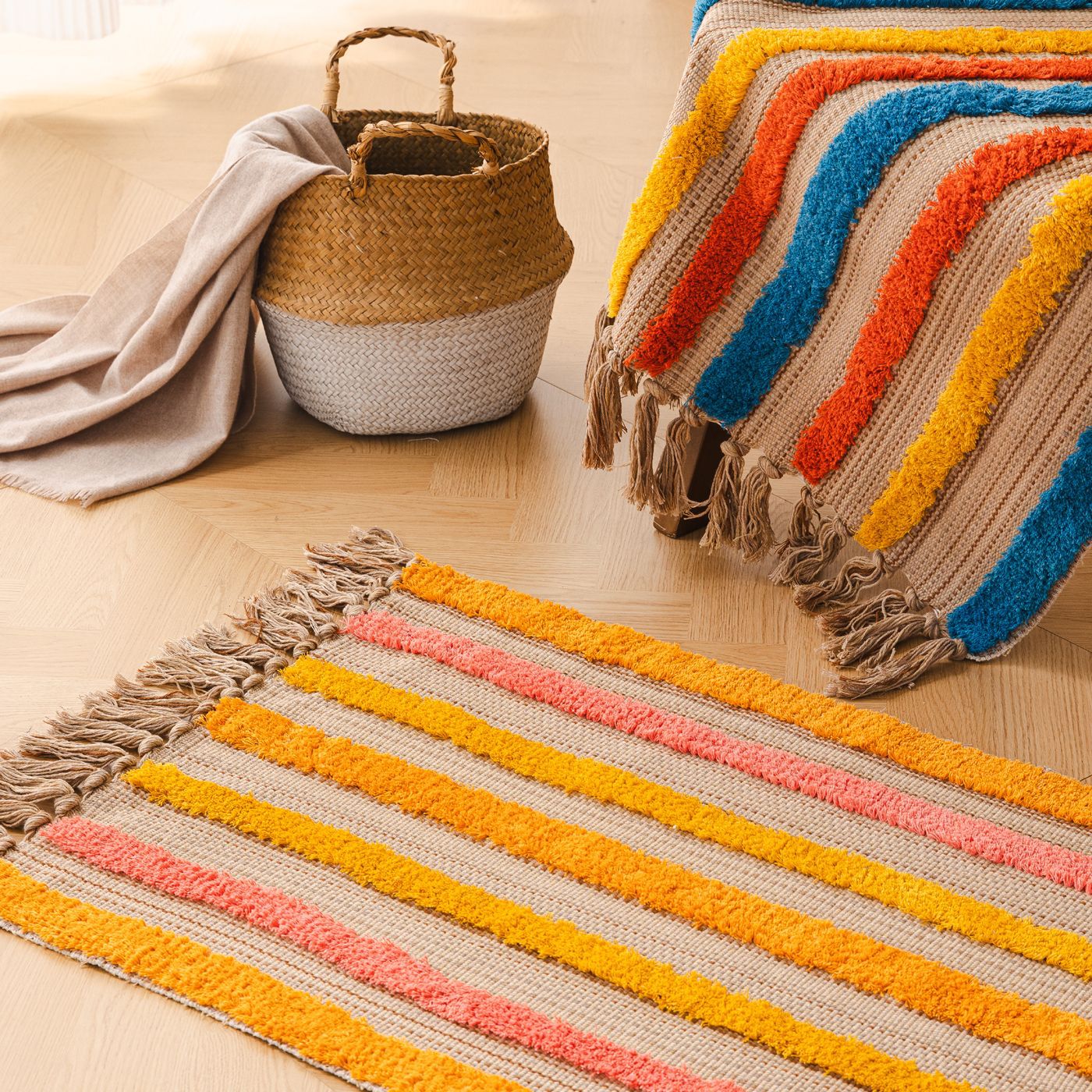 Nordic Style Cotton and Linen Tassel Floor Mats for Home Living Room, Bedroom, Bedside Blanket, B&B Hotel Non-Slip Floor Mats