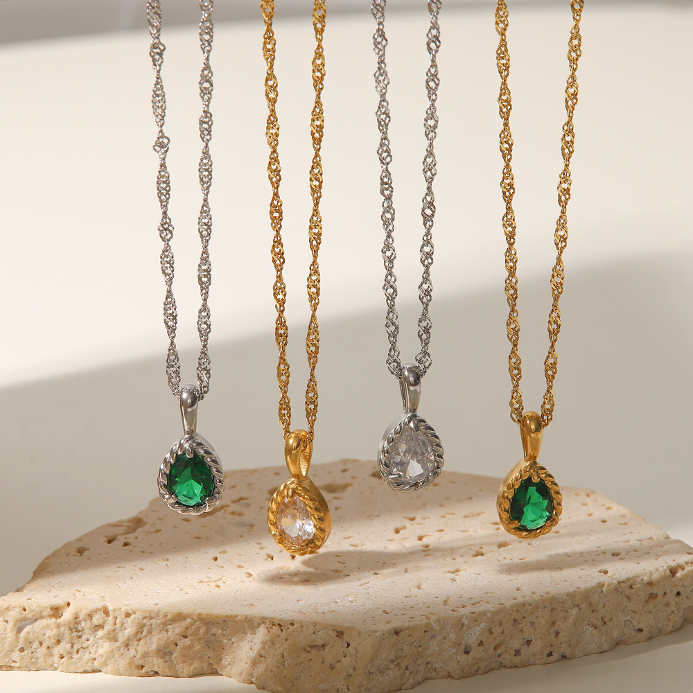 Elegant Water Droplets Stainless Steel Titanium Steel Gold Plated Zircon Pendant Necklace