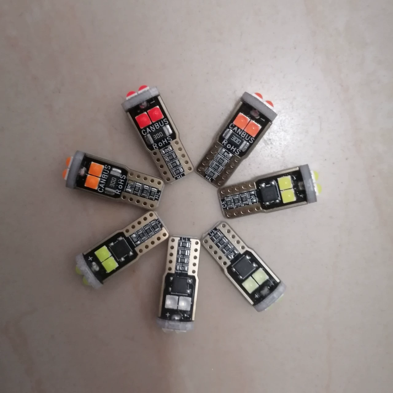 Автомобильный светодиодный индикатор ширины T10 3030 3SMD 6SMD, лампа для чтения высокой яркости, бесступенчатая лампа дальнего света W5W, освещение номерного знака