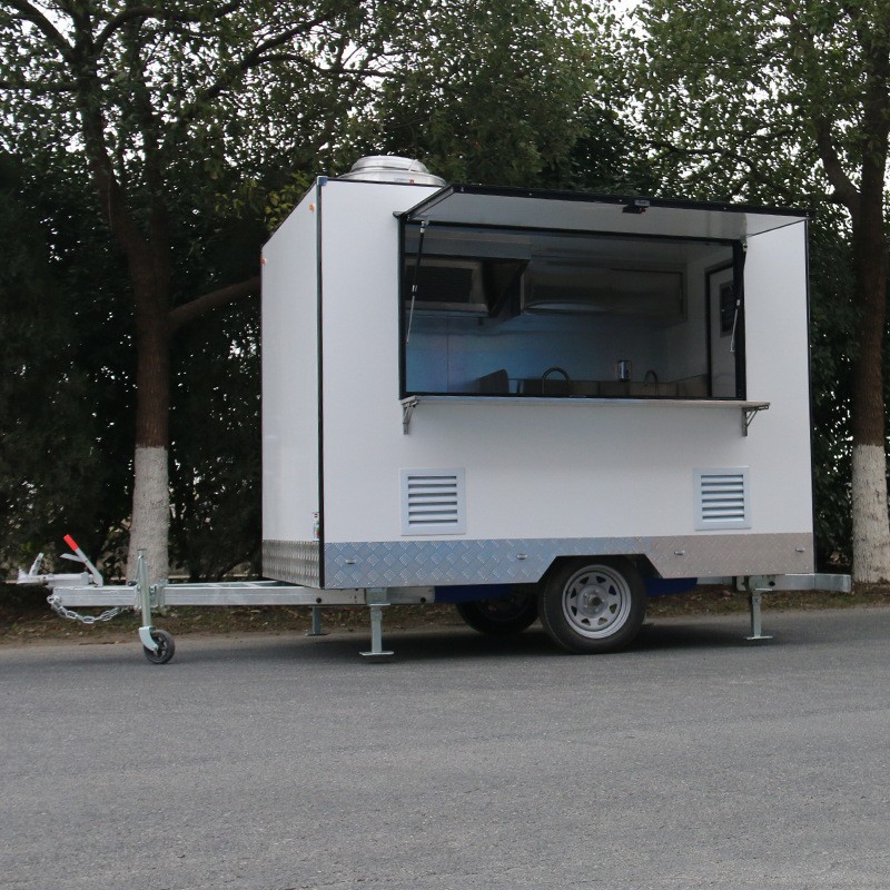 新品多功能移动快餐小吃车，包房车，外卖售货车 可出租