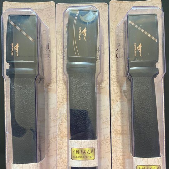 Playboy boxed belt wholesale men's automatic buckle belt plastic box belt stall supply business Belt men
