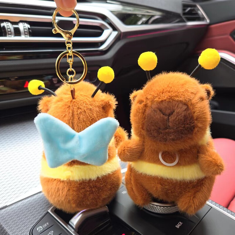 Plush Bee Capybara Wings Vibrating Keychain Wholesale Capibala Foreign Trade Small Gift Doll Grasping Machine
