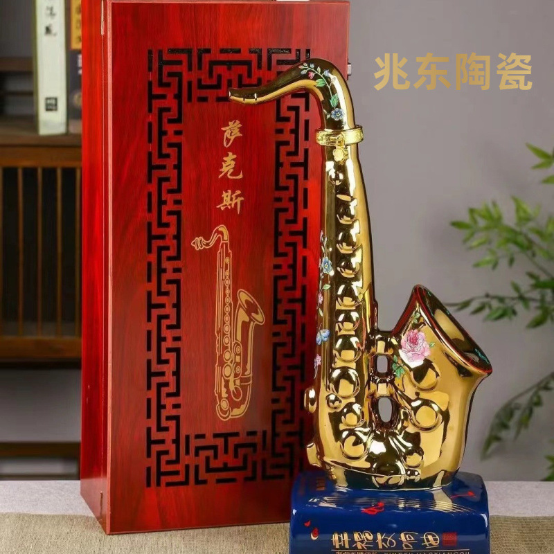 Saxophone Wine Bottle European Creative Saxophone Ornament Jingdezhen Ceramic Home Wine Cabinet Decoration Wine Jar Wineware