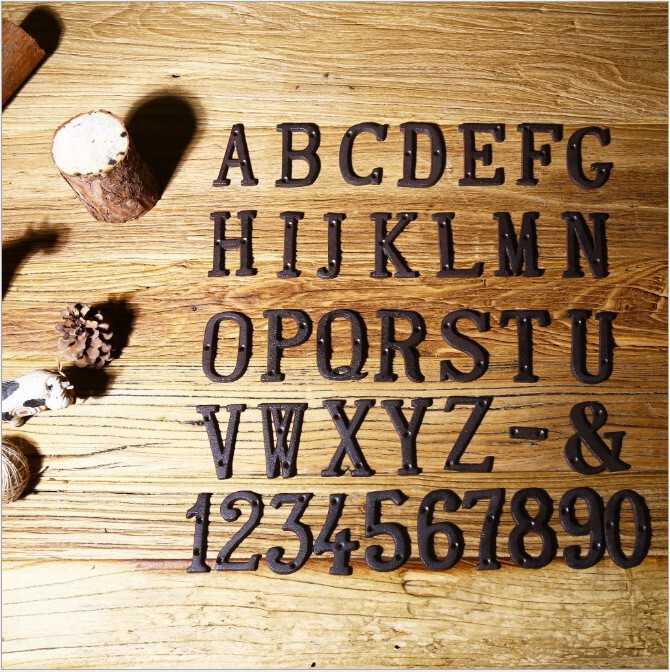 European retro cast iron three-dimensional iron art 26 English letters house number identification number Digital letter identification