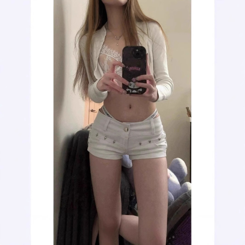 American-style Y2K Hot Girls Sexy White Low-waist Denim Shorts Women's 2025 Summer Slim-fit A- shaped Hip Hot Pants