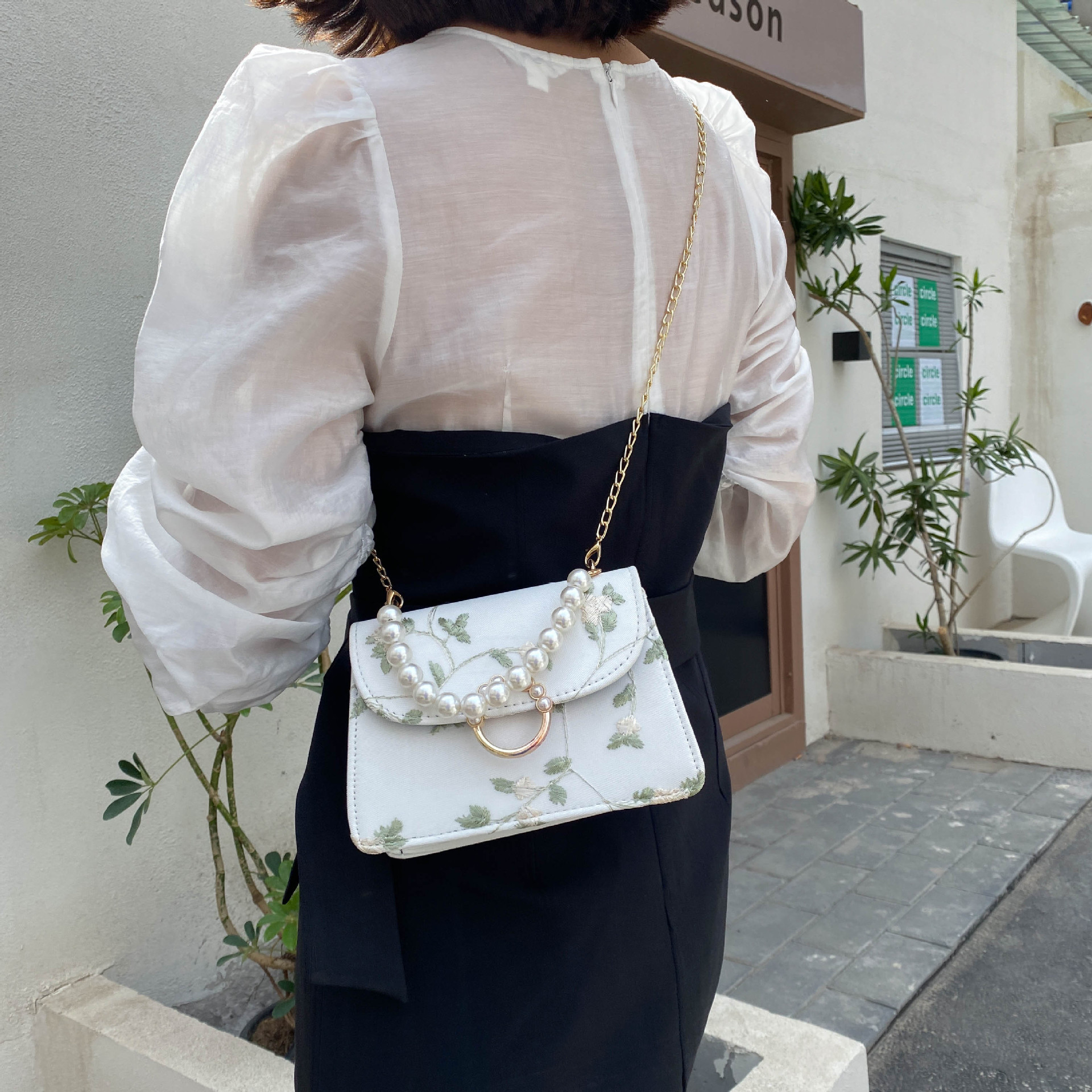网红小包包女2021新款夏天小清新珍珠包包法国洋气斜挎包-阿里巴巴
