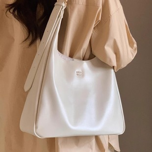 Nanfeng Chio2nd Baiyue Traveler Tote Bag Women's Large Capacity Textuized Shoulder Bag Underarm Bag Commuter Crossbody Bag
