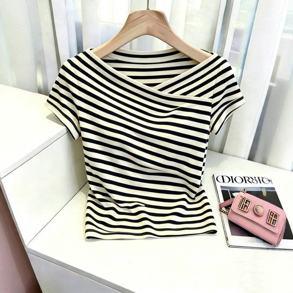 Áo thun nữ tay ngắn cổ tròn sọc kẻ ngang chất liệu cotton pha sợi mát — Sọc chi tiết 4