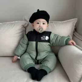 童套装;连身衣、爬服;童裤