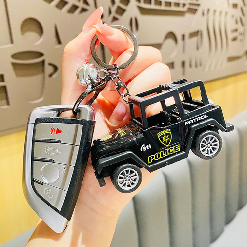 Genuine internet celebrity mini jeep police car model key chain pendant exquisite car key chain small gift wholesale