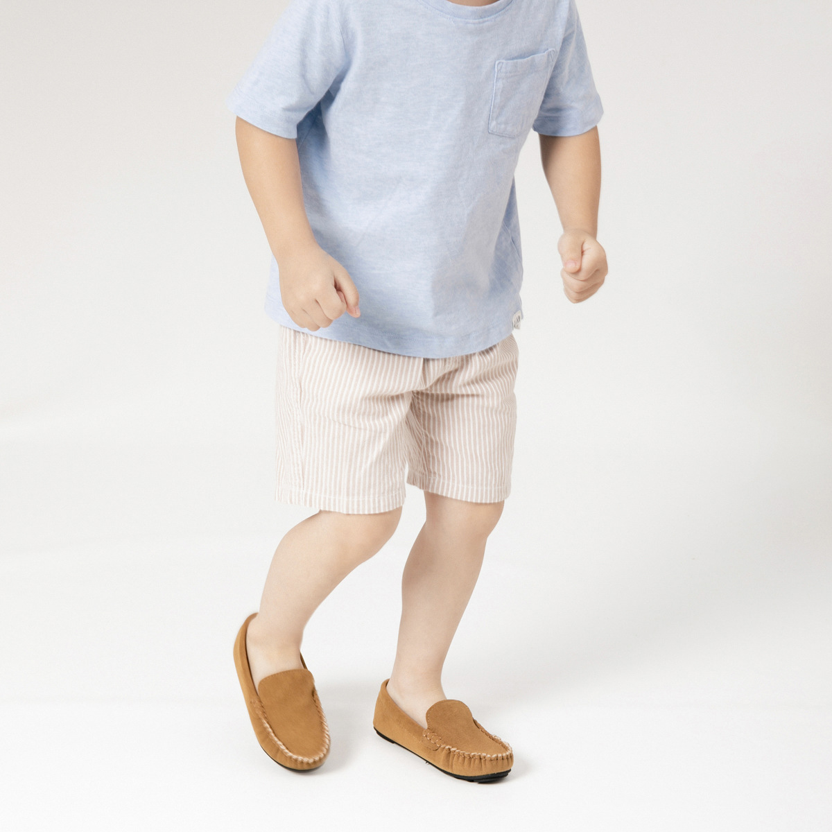 棕色 上脚 (4).jpg