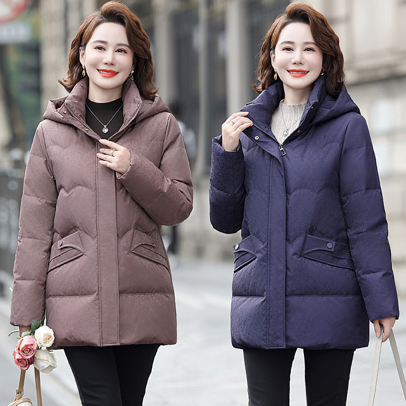 Authentic Store-Bought Cold-Proof down Jacket for Middle-Aged Mothers, 2025 New Fashion Warm New National Standard down Coat for Elegant Ladies