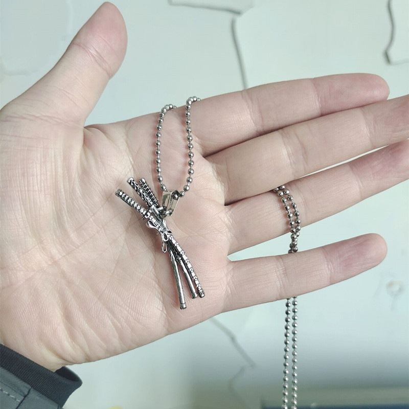 Anime Three Knife Sword Flow Pendant Necklace For Men And Women_voghion.com