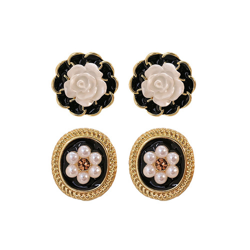 New pearl ear clip for women without pierced ears, high-end niche design, simple and versatile ear bone clip, temperament earrings wholesale