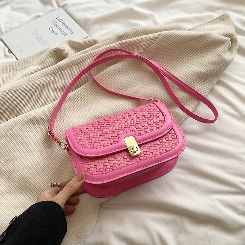 Diseño ligero de nicho de lujo tejido bolso cuadrado estilo extranjero estilo coreano universal de viaje diario de oficina mochila de hombro