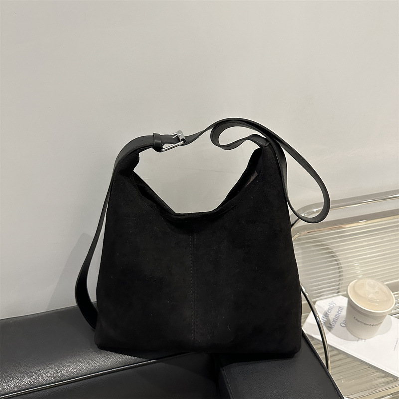 Pazy viento de gran capacidad 2024 nuevo simple hombro brazo bolso de mano retro viaje bolsa de mano