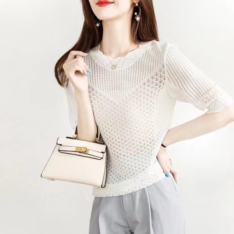 Japanese Style Light Luxury Hollow Out Sexy Bottoming Top Summer New Style Lace Round Neck Slimming All-match Ice Silk Knit Sweater for Women