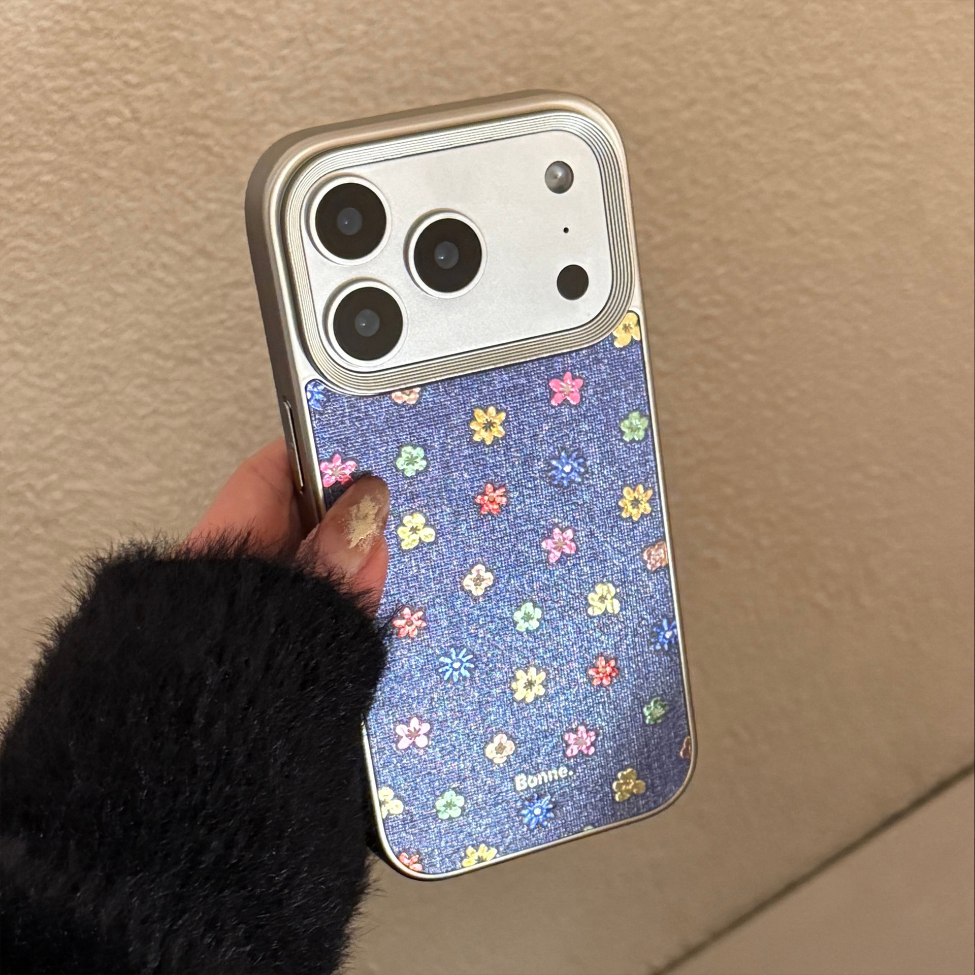 Coque de protection en cuir à motifs fleurs pour iphone_voghion.com