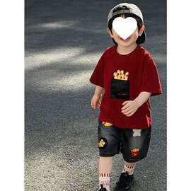 男宝韩版卡通套装2026款夏季儿童时髦红色短袖T恤牛仔短裤两件套
