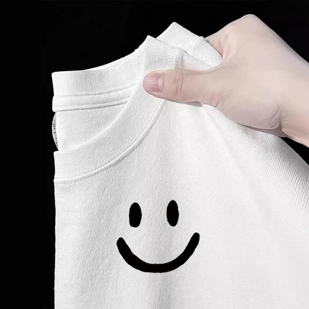 작은 웃는 얼굴 [흰색]