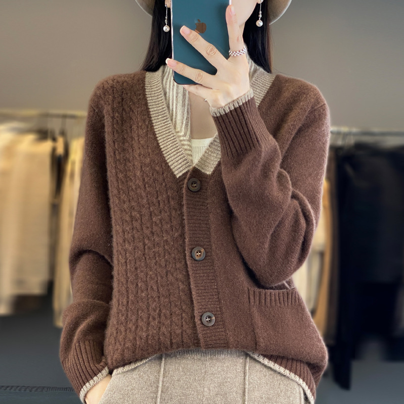 7-needle thick V-neck wool cardigan for women's autumn and winter new loose and versatile color blocking cashmere jacket lazy knit top