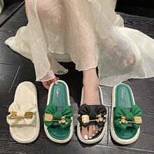 �����YŮЬ�����ɸ�׺��һ������Ů�Lɳ������Ь�ļ��ٴ�r����