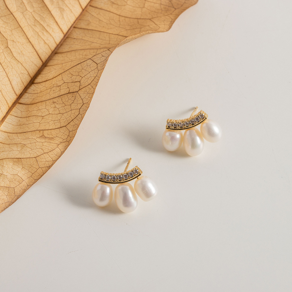 Glam Water Droplets Copper Gold Plated Pearl Zircon Ear Studs 1 Pair