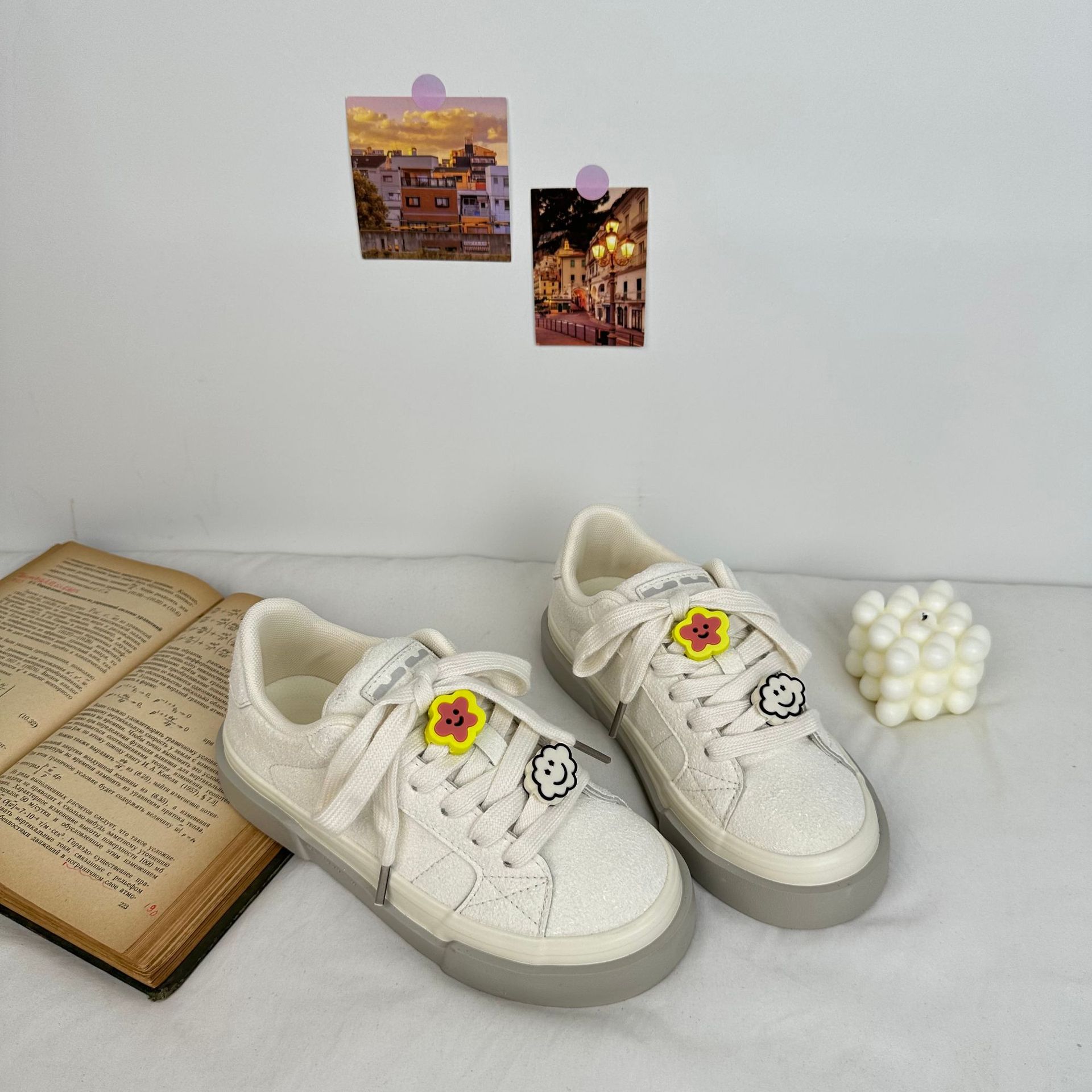 2024 yuanbo otoño nuevos zapatos de skate de entrenamiento de estilo coreano zapatos de lona de moda de mujer en vivo zapatos de mujer actualización