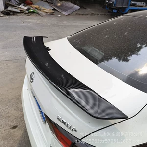 Avtomobil üçün universal deşiksiz idman tipli arxa spoyler