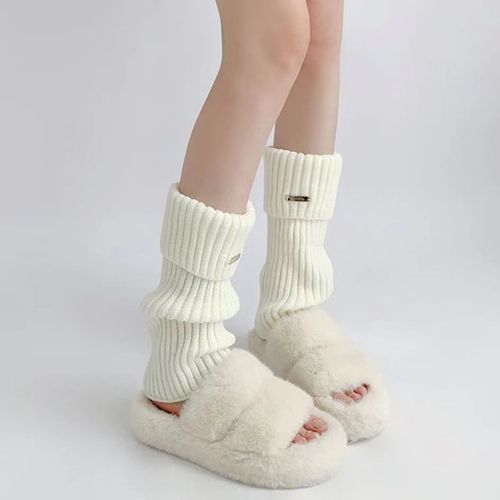 Autumn and winter y2k subculture metal label hot girl knitted leg socks jk pile socks women's mid-calf socks to keep warm