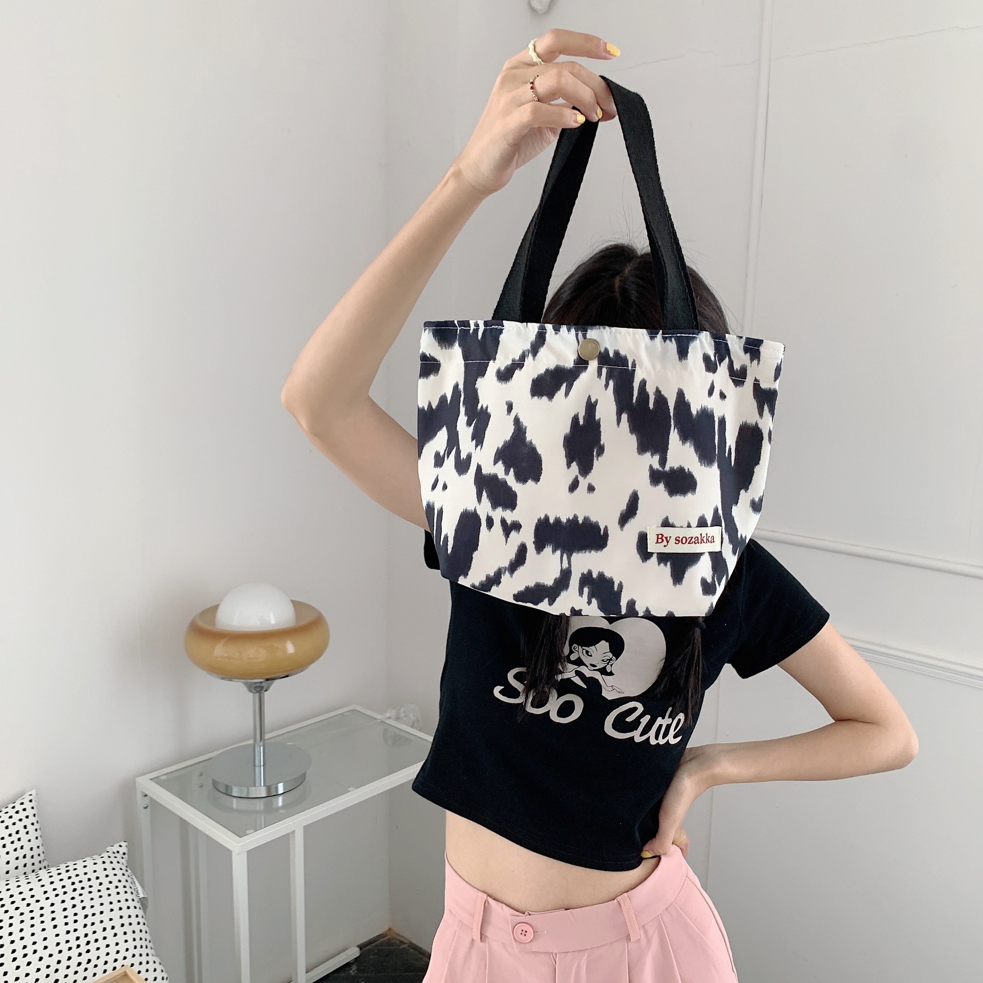 26274 New artistic and fresh hand-held bento bag, casual ladies' hand-held bag supply, snack storage bag undefined