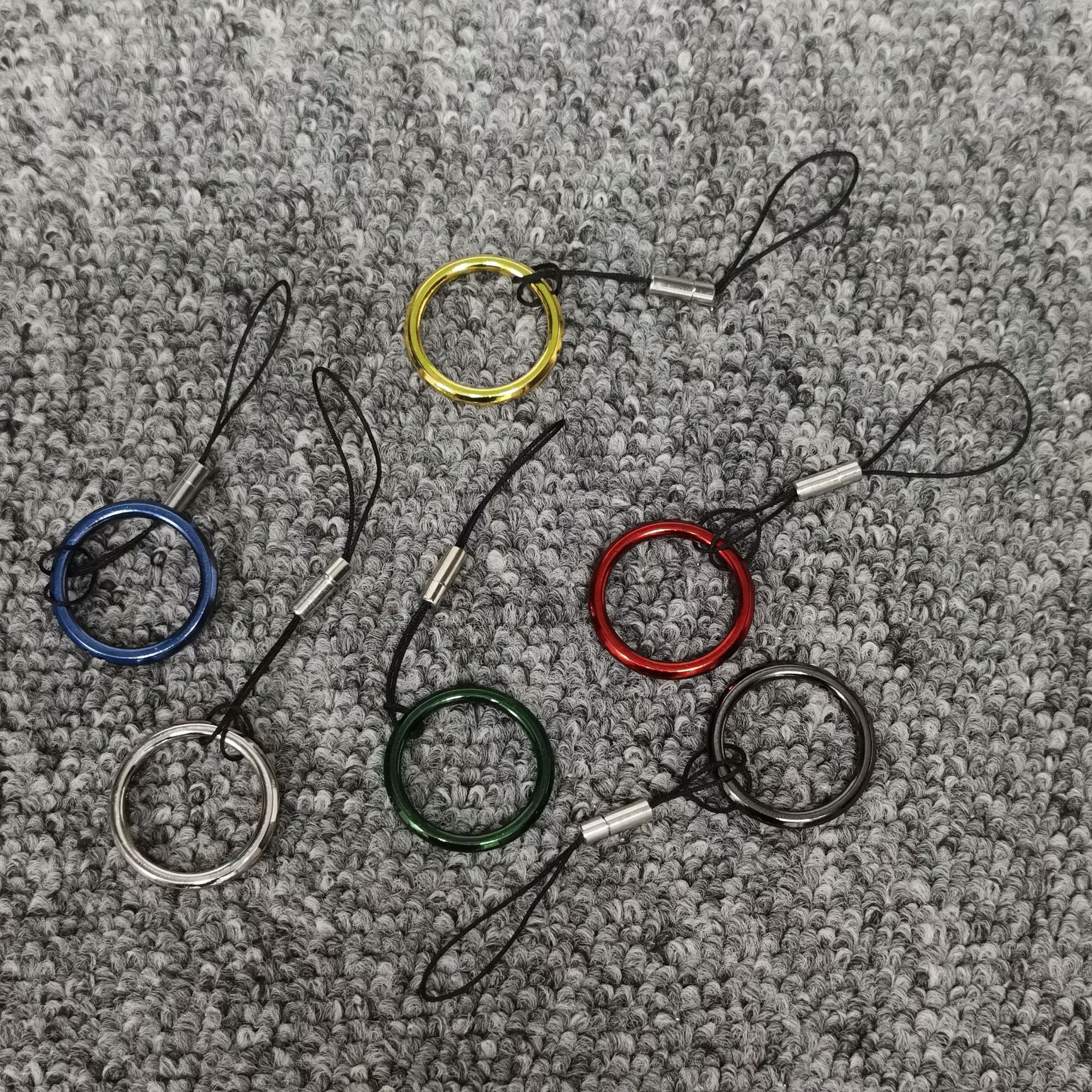 Cordón de teléfono móvil dos en uno hebilla de metal giratoria desmontable Cordón de teléfono móvil certificado de trabajo Halter Honda larga