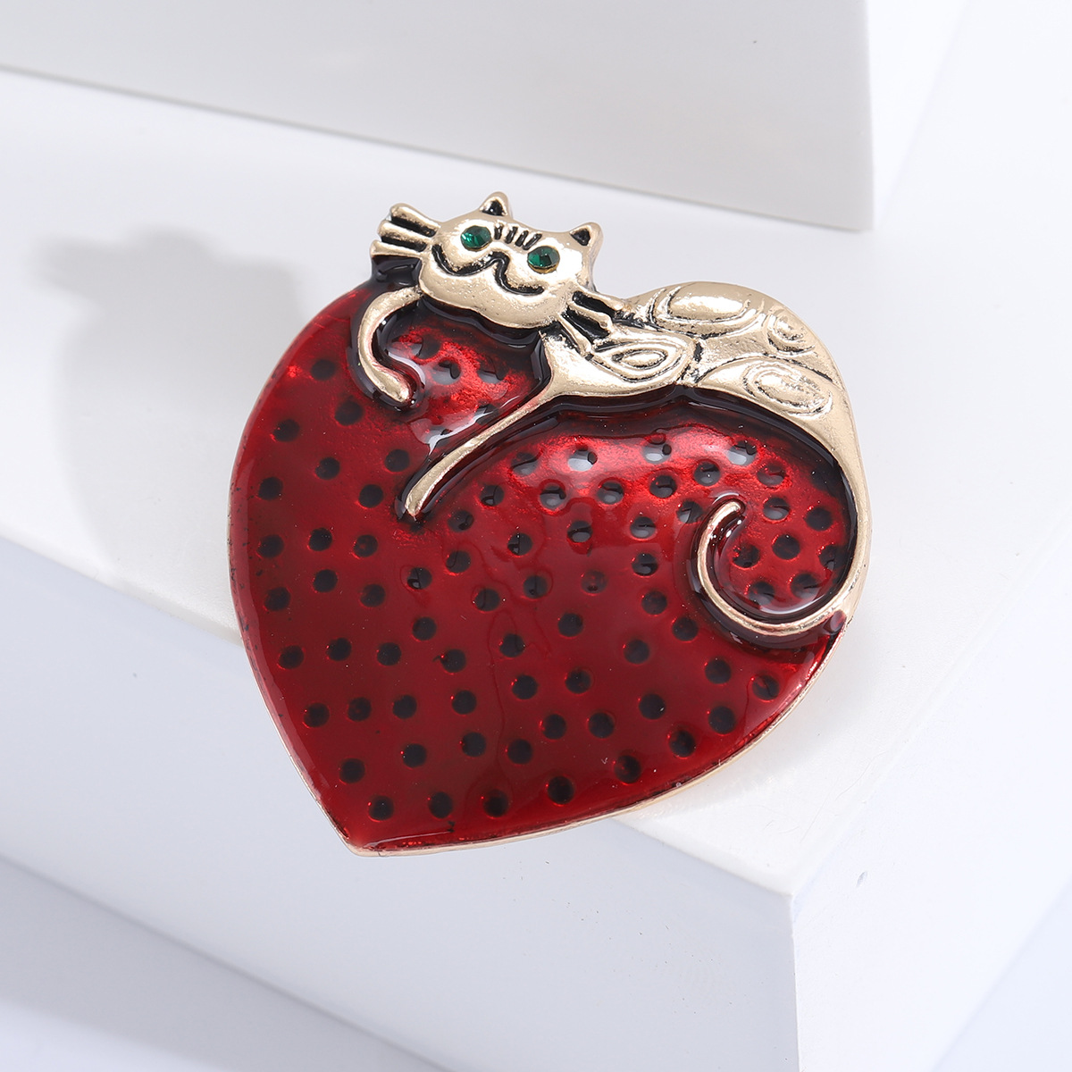 Party, Street Occasion Alloy Material Vintage Style Classic Style Pin Heart Shape Cat Alloy Women's Brooches