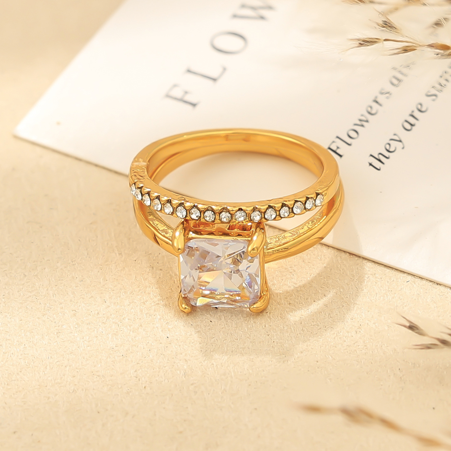 Venta caliente transfronteriza europea y americana, anillos de diamantes para damas, sentido simple y de alta gama, anillos de boda para mujeres, decoración de manos, fabricantes al por mayor image 3