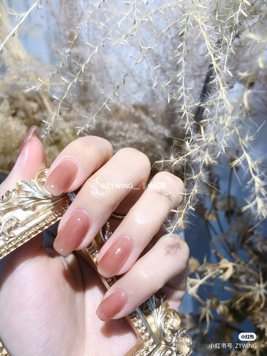 Venta caliente de piezas de uñas de uñas dulces y lindas 24 piezas de parches de uñas simples y suaves